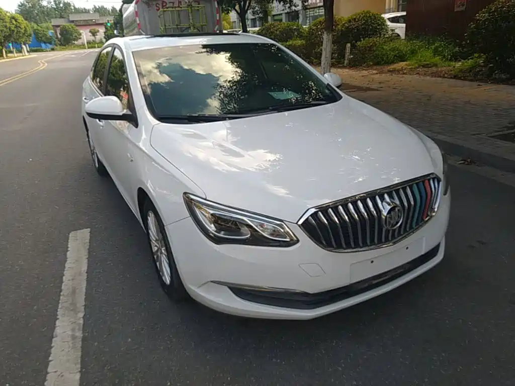 Photo 4 - Buick Excelle