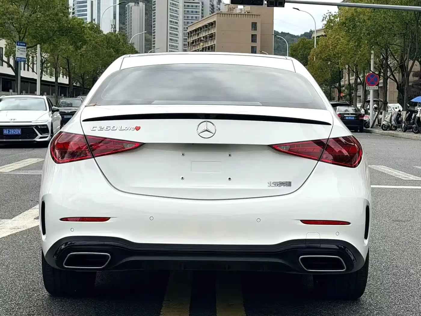 MERCEDES-BENZ C CLASS