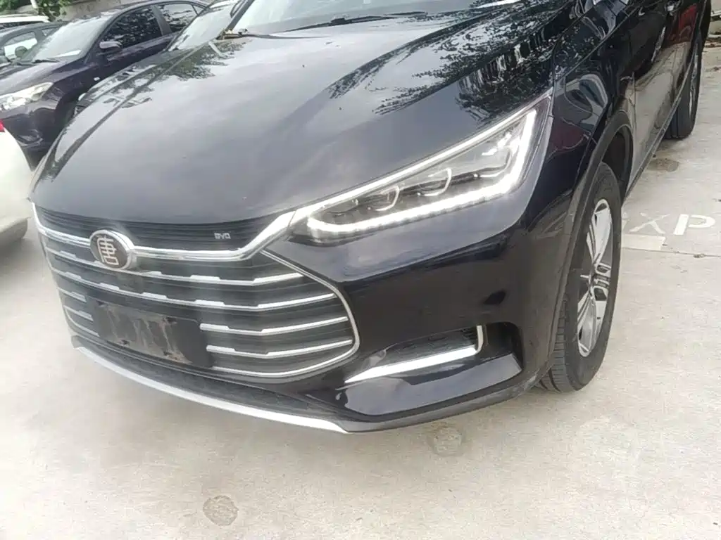 BYD Tang 2020 2019 2.0T Automatic Smart Connect Delight 7-seater China VI