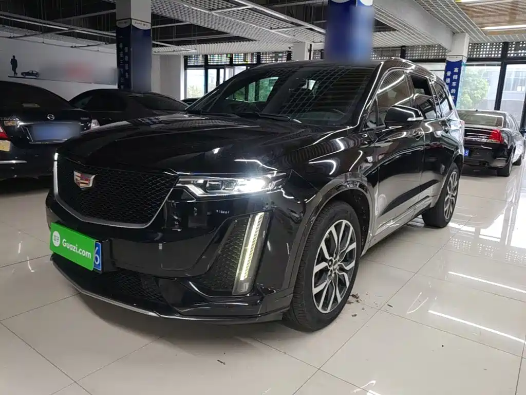 Photo 2 - Cadillac XT6