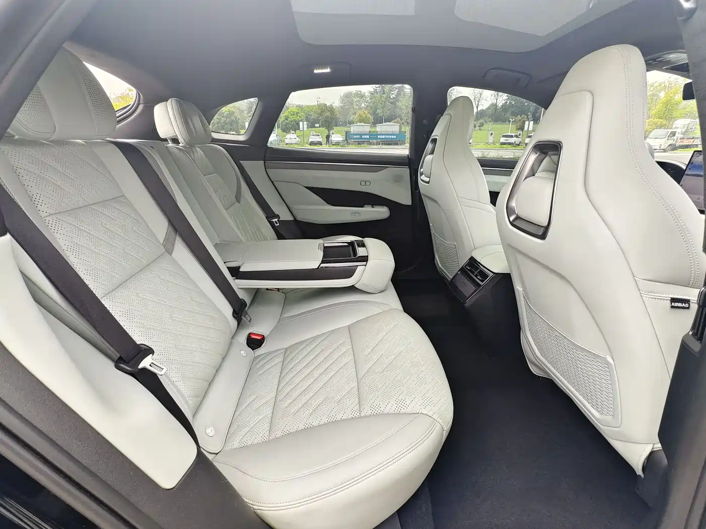 ZEEKR EXTREME KRYPTON 001