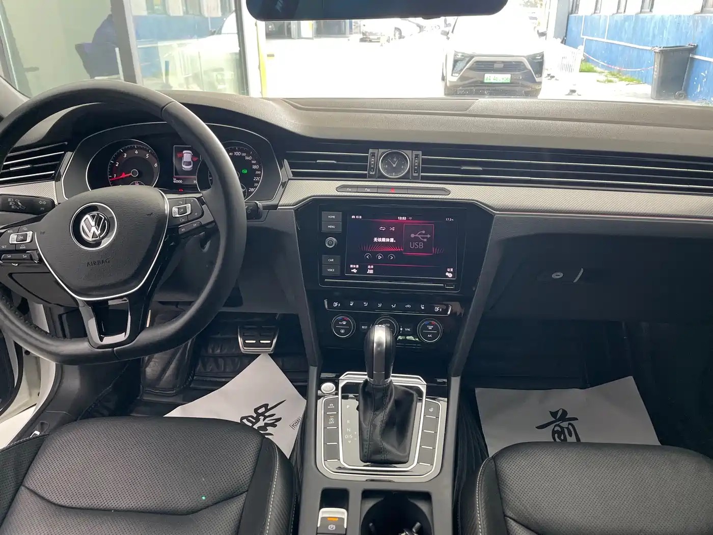 Volkswagen FAW-Volkswagen CC 2019 330TSI Charming Appearance (China V) фото 6