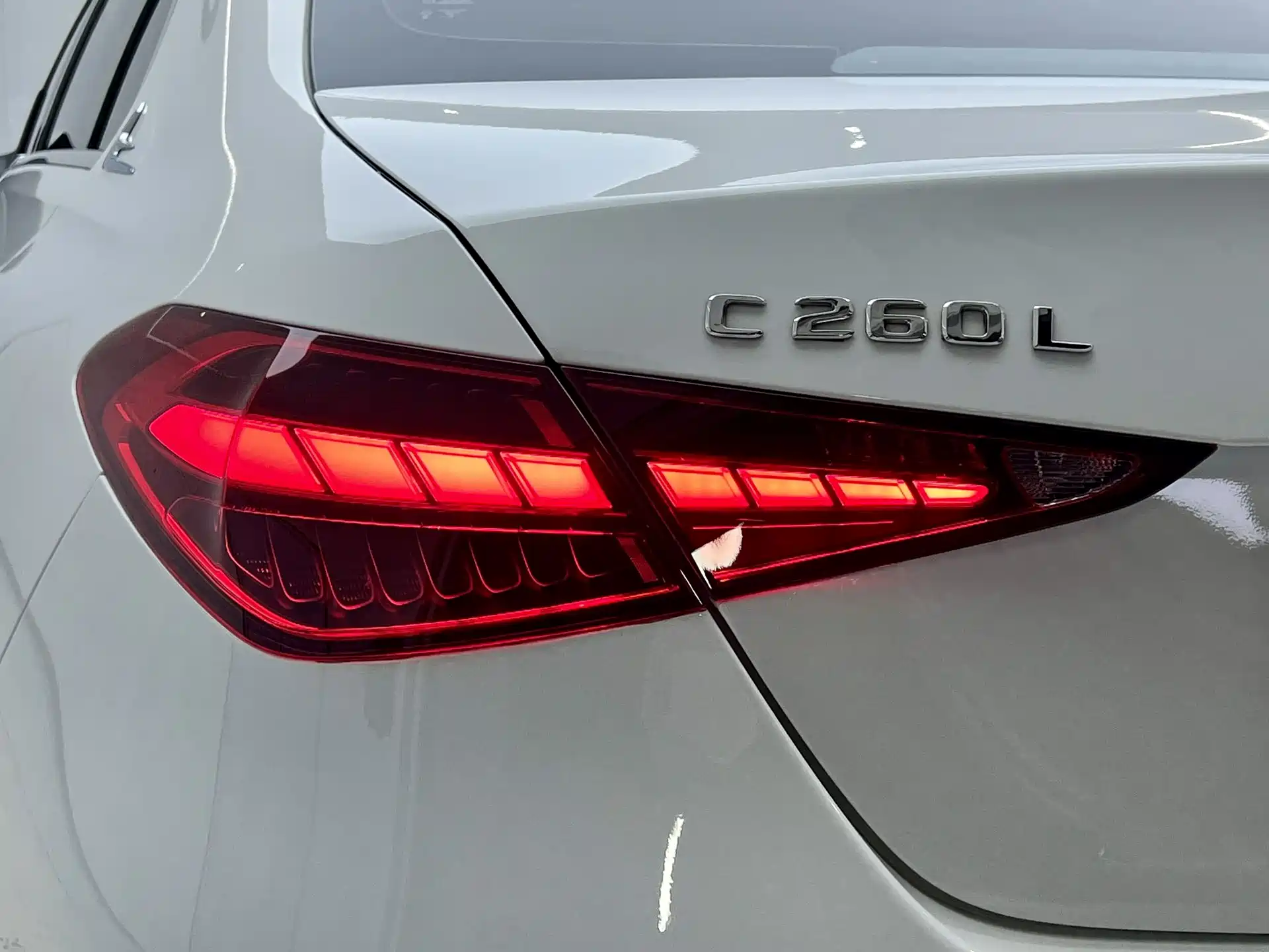 Фото 24 - Mercedes-Benz C-Class