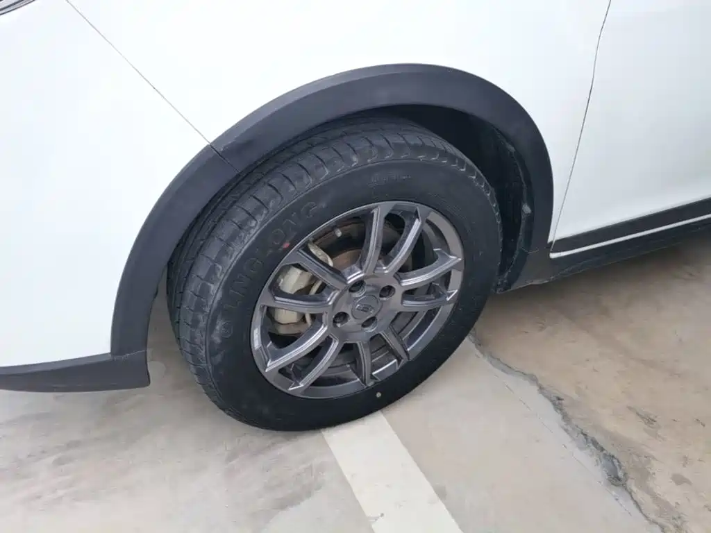 Geely Vision X3 2022 2021 PRO 1.5L CVT Premium
