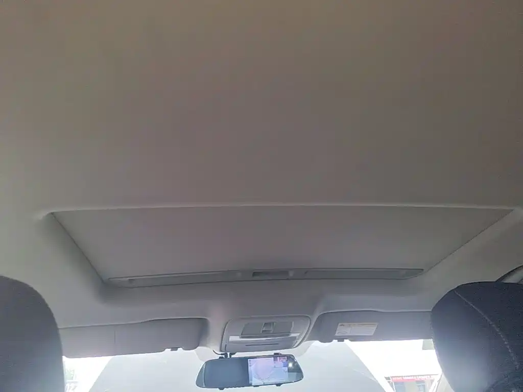 Roewe i6 2020 2020 PLUS 1.6L CVT 4G Connected Glory Flagship Edition
