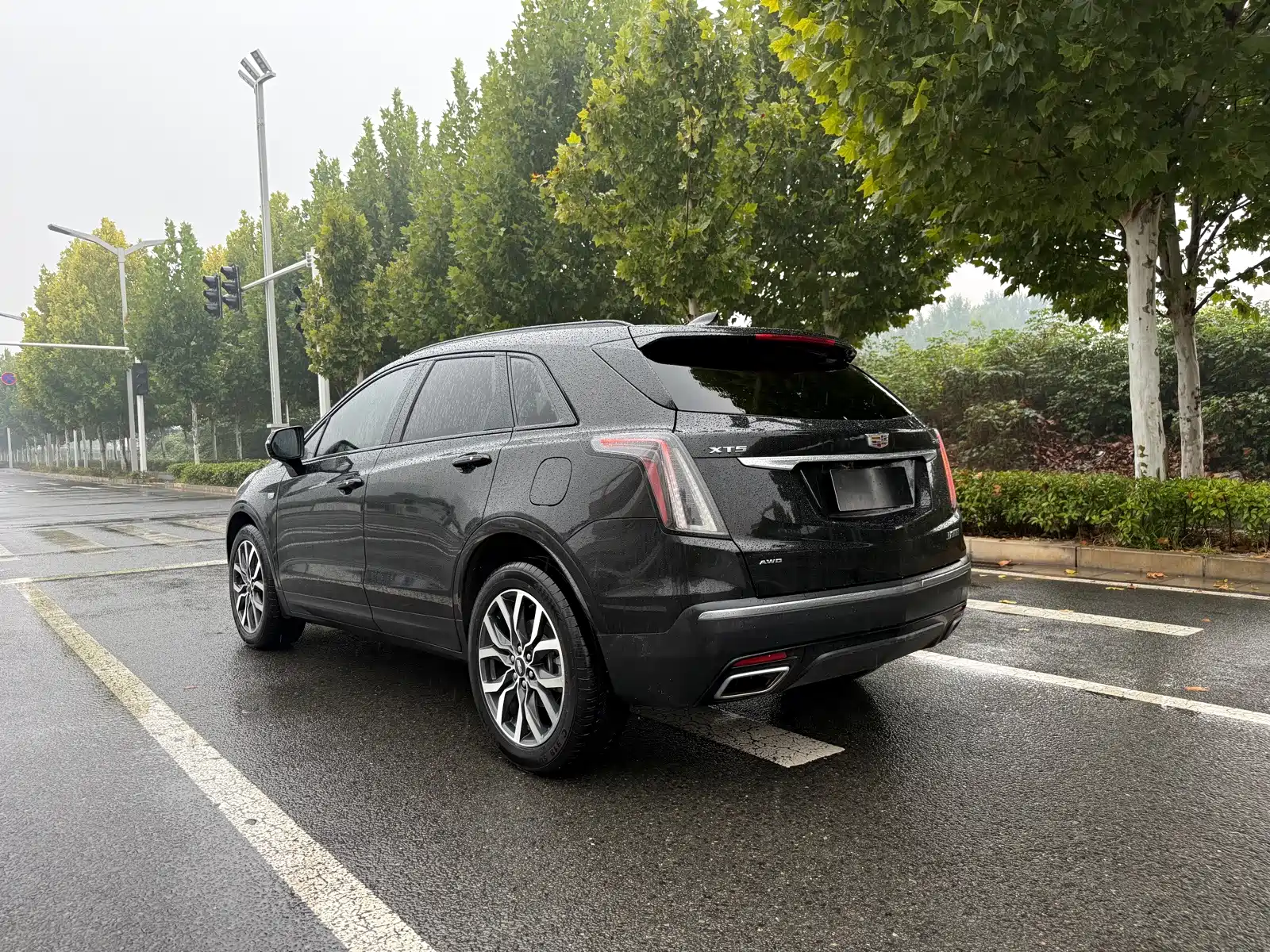 Photo 9 - Cadillac XT5