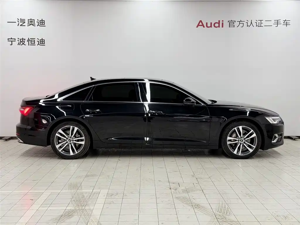 Audi A6L 2024 45 TFSI Premium Elegance фото 3