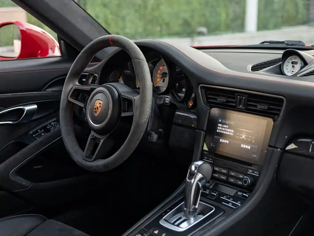 Porsche 911 2018 GT3 4.0L фото 11
