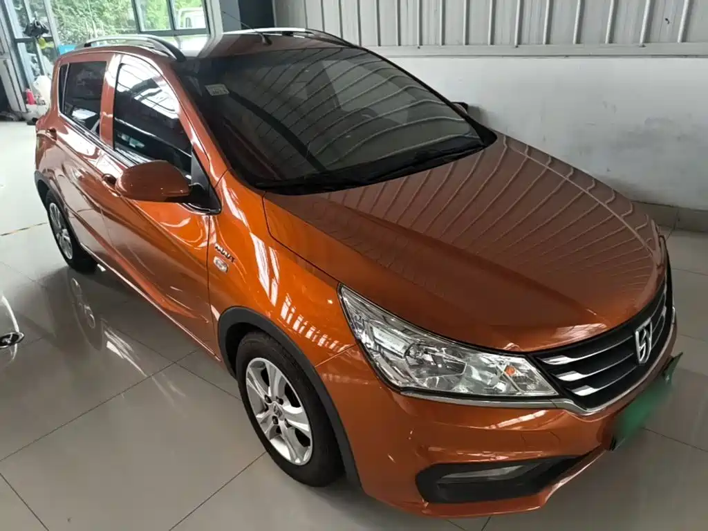 Baojun 310 2019 2017 1.5L Auto Fashion