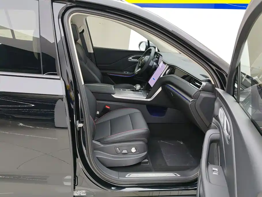 Hongqi HS7 PHEV 2025 2025 2.0T PHEV 4WD 6-Seater Commemorative Edition