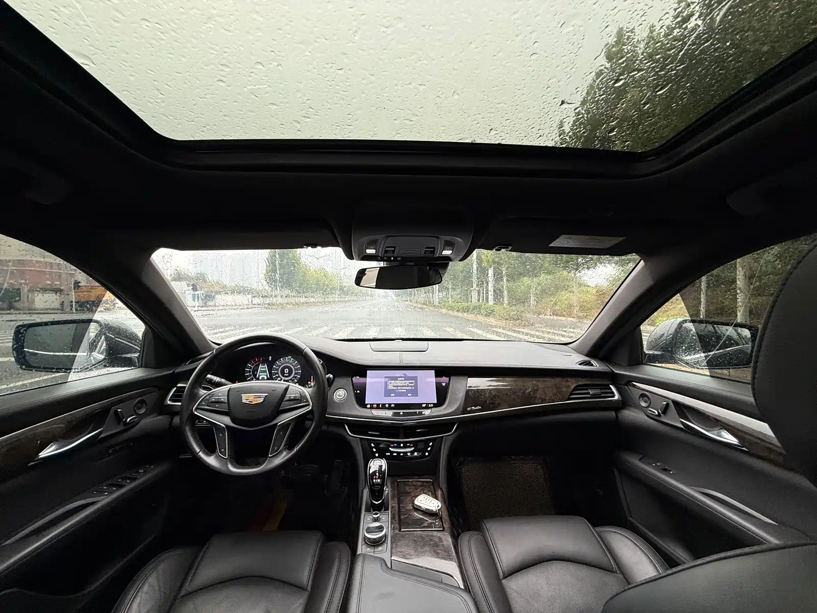 Photo 8 - Cadillac CT6