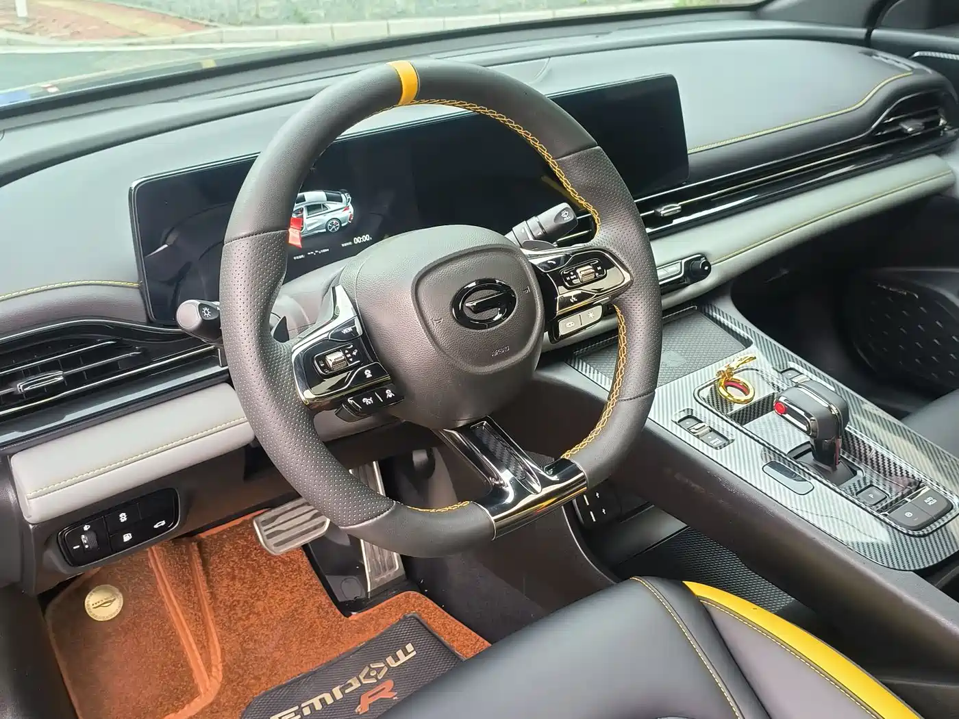 GAC Trumpchi Trumpchi Emkoo 2023 270T DCT J16 Edition фото 4
