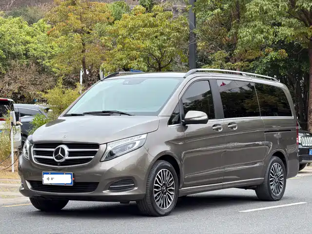 MERCEDES-BENZ V CLASS