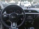Photo 11 - Kia K2
