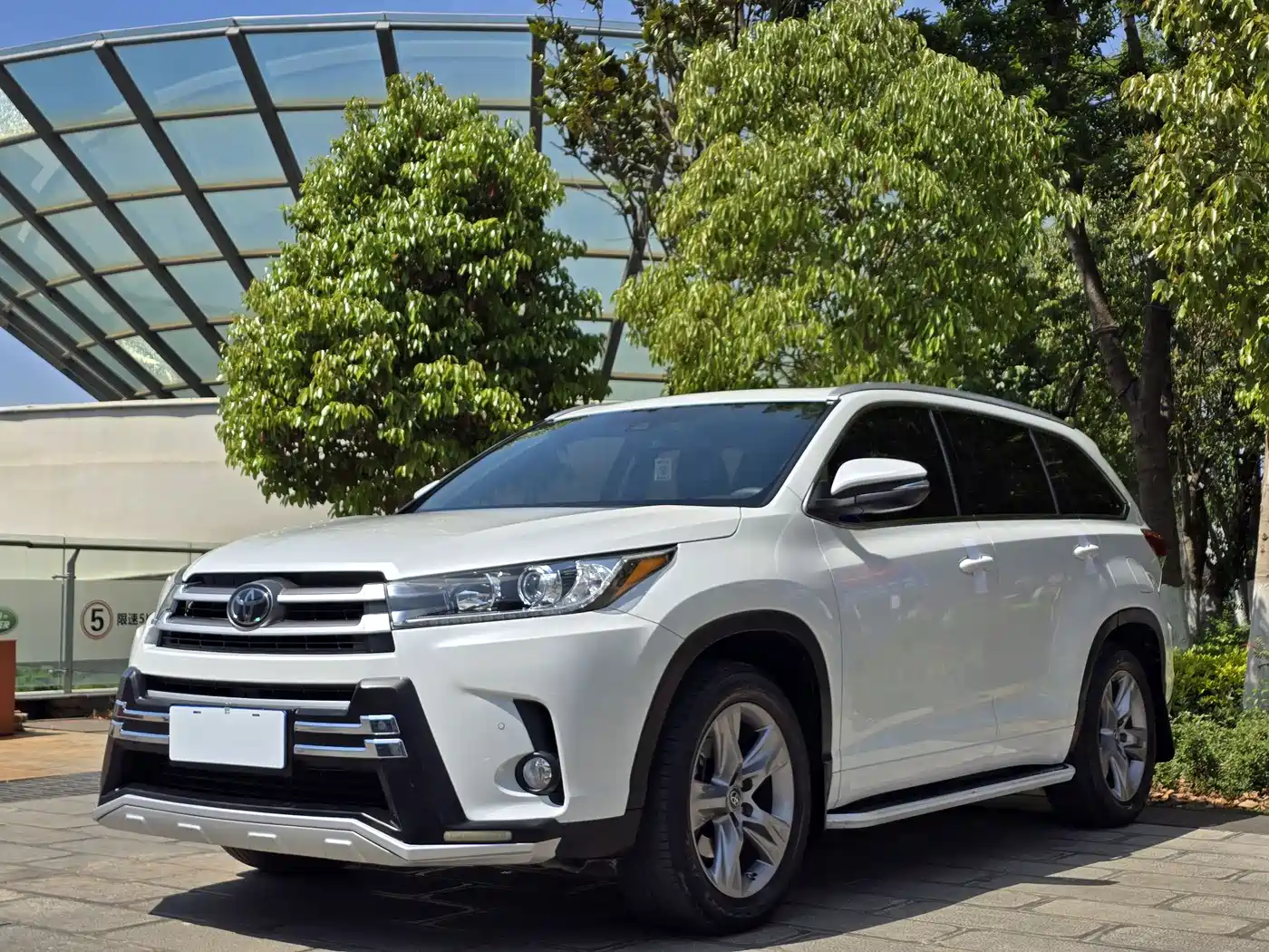 Toyota Highlander 2021 2.0T AWD Luxury 7-Seater