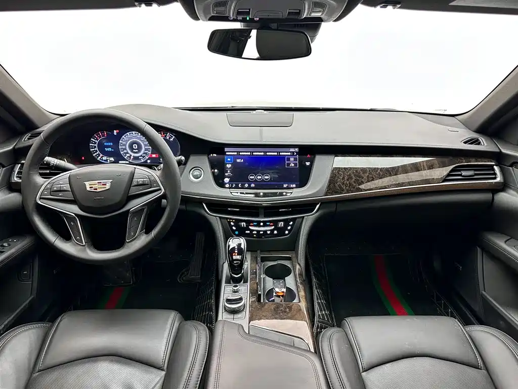CADILLAC CT6