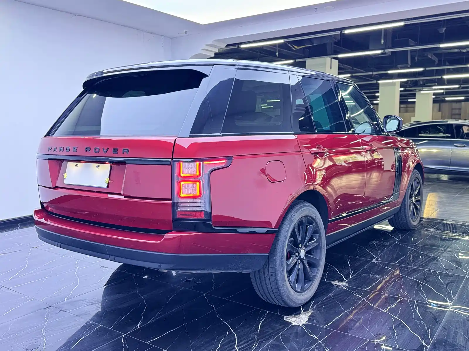 Фото 16 - Land Rover Range Rover