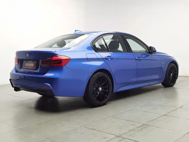 BMW 3 Series 2017 320i M Sport — фото 2