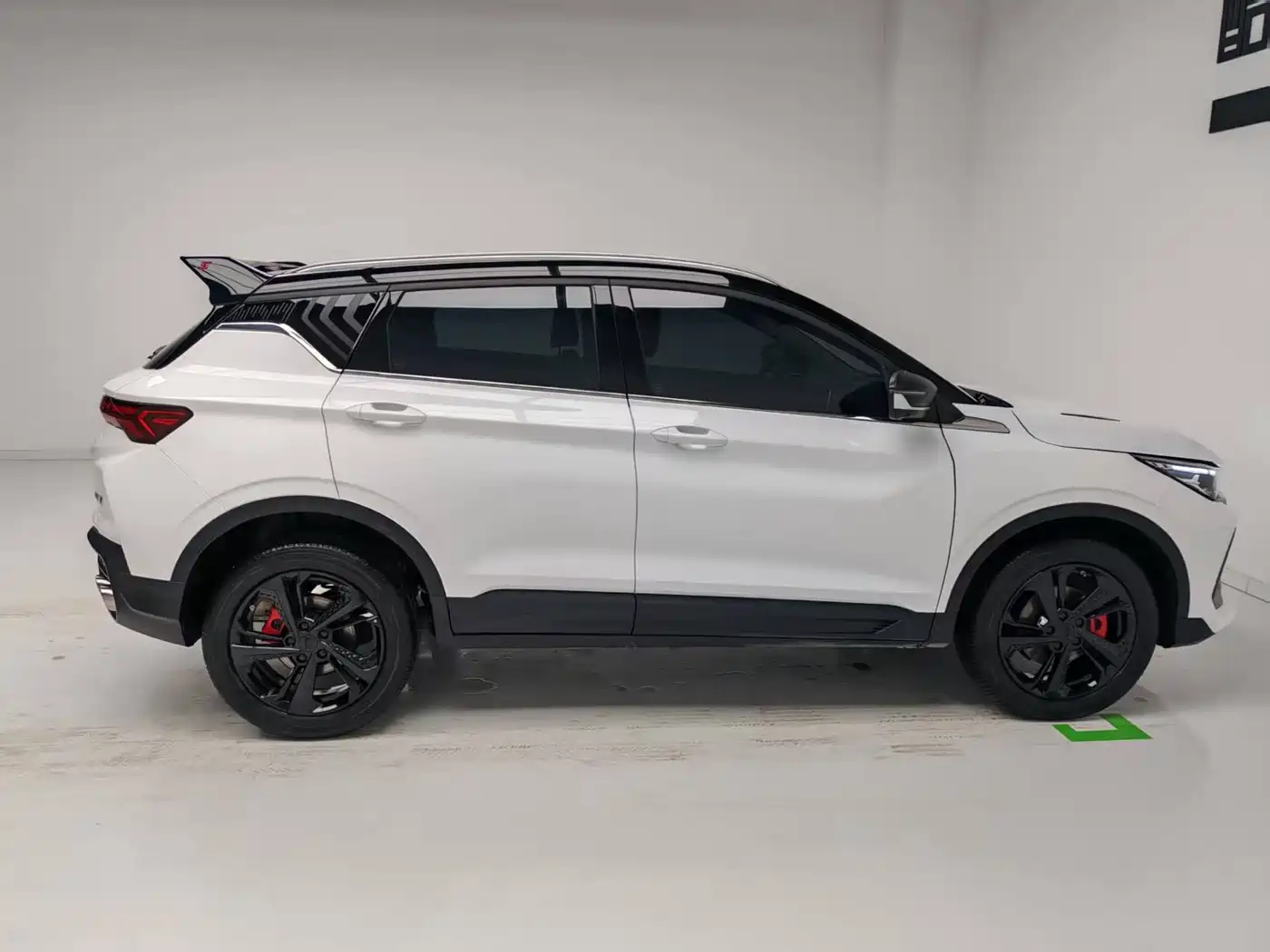 GEELY AUTOMOBILE BINYUE