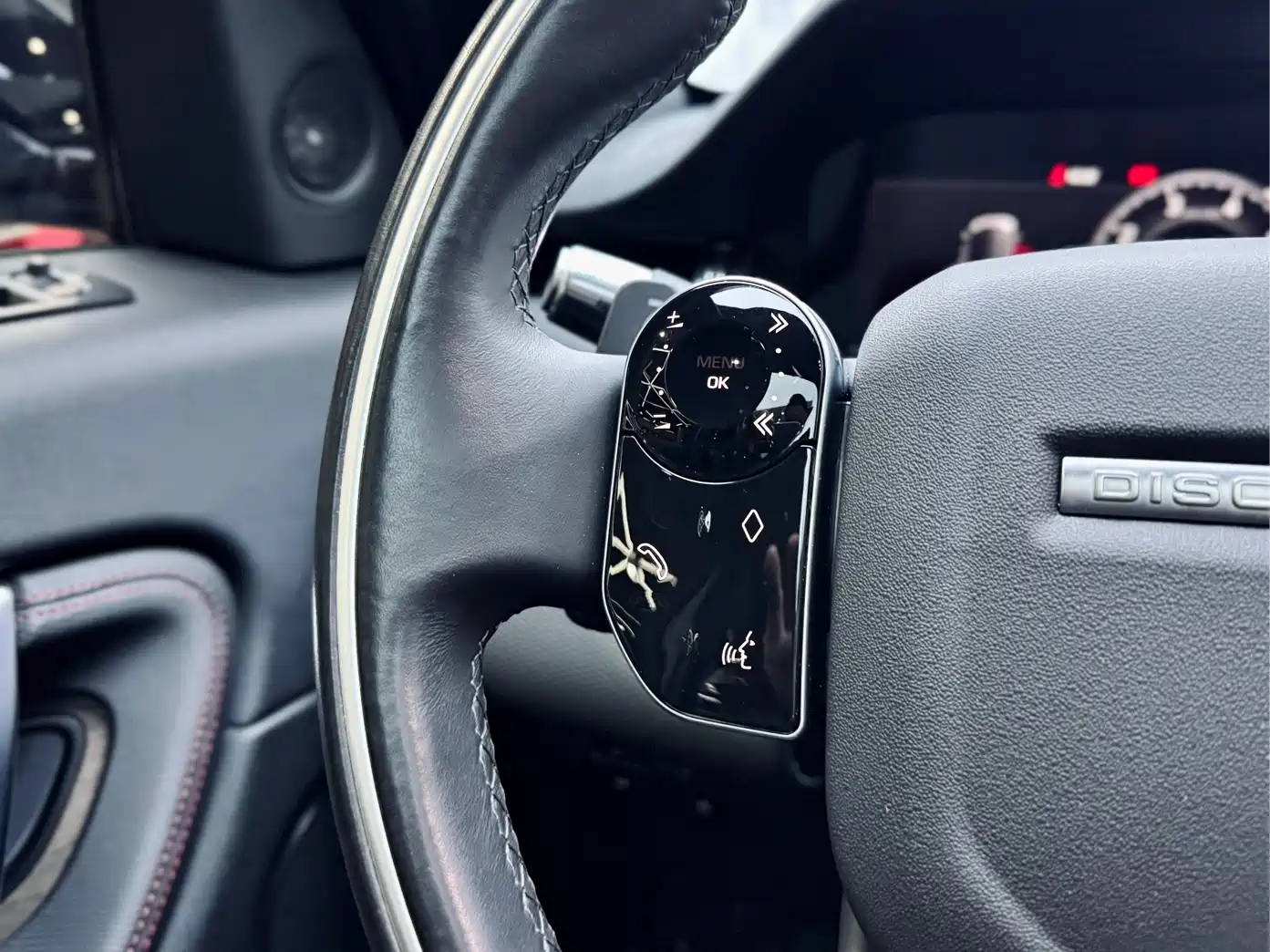 LAND ROVER DISCOVER SPORTS