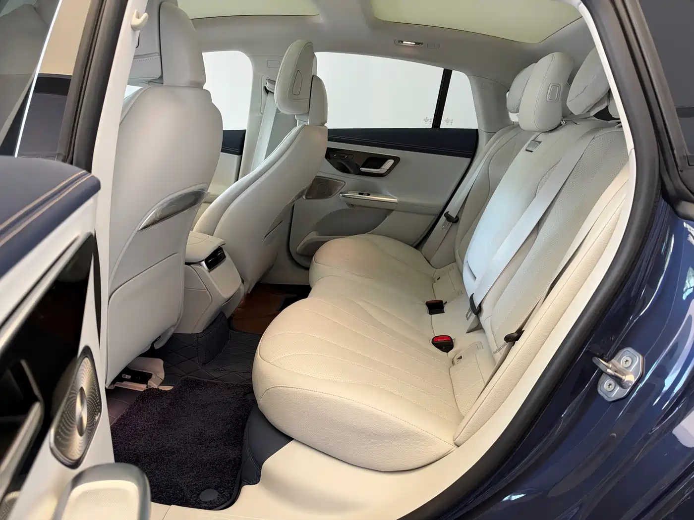 Mercedes-Benz EQE 2025 2022 350 Luxury Edition