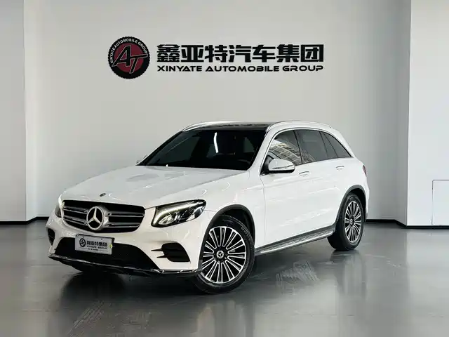 MERCEDES-BENZ GLC