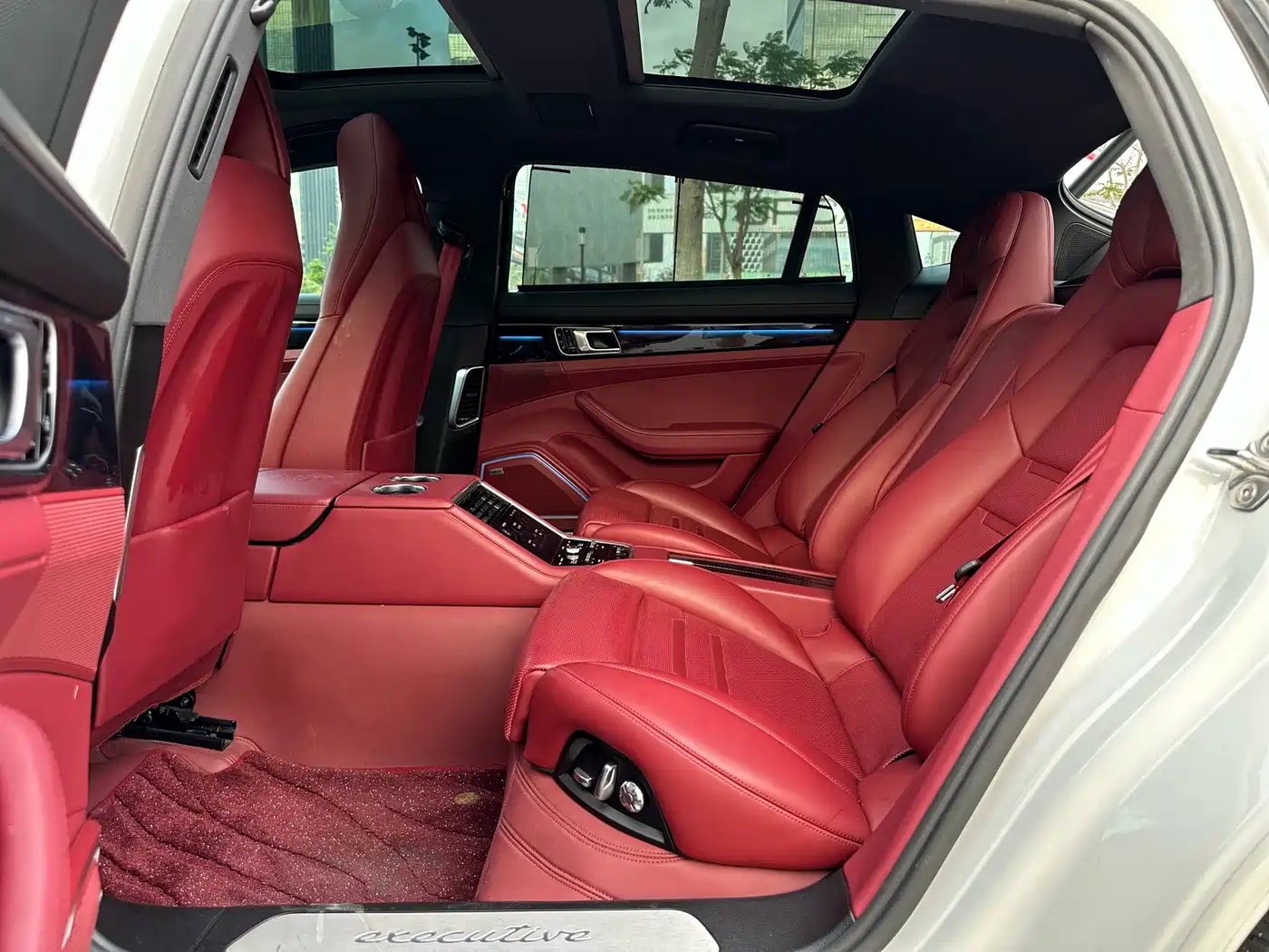 Porsche Panamera 2017 Panamera 4 Executive Long Wheelbase 3.0T фото 12