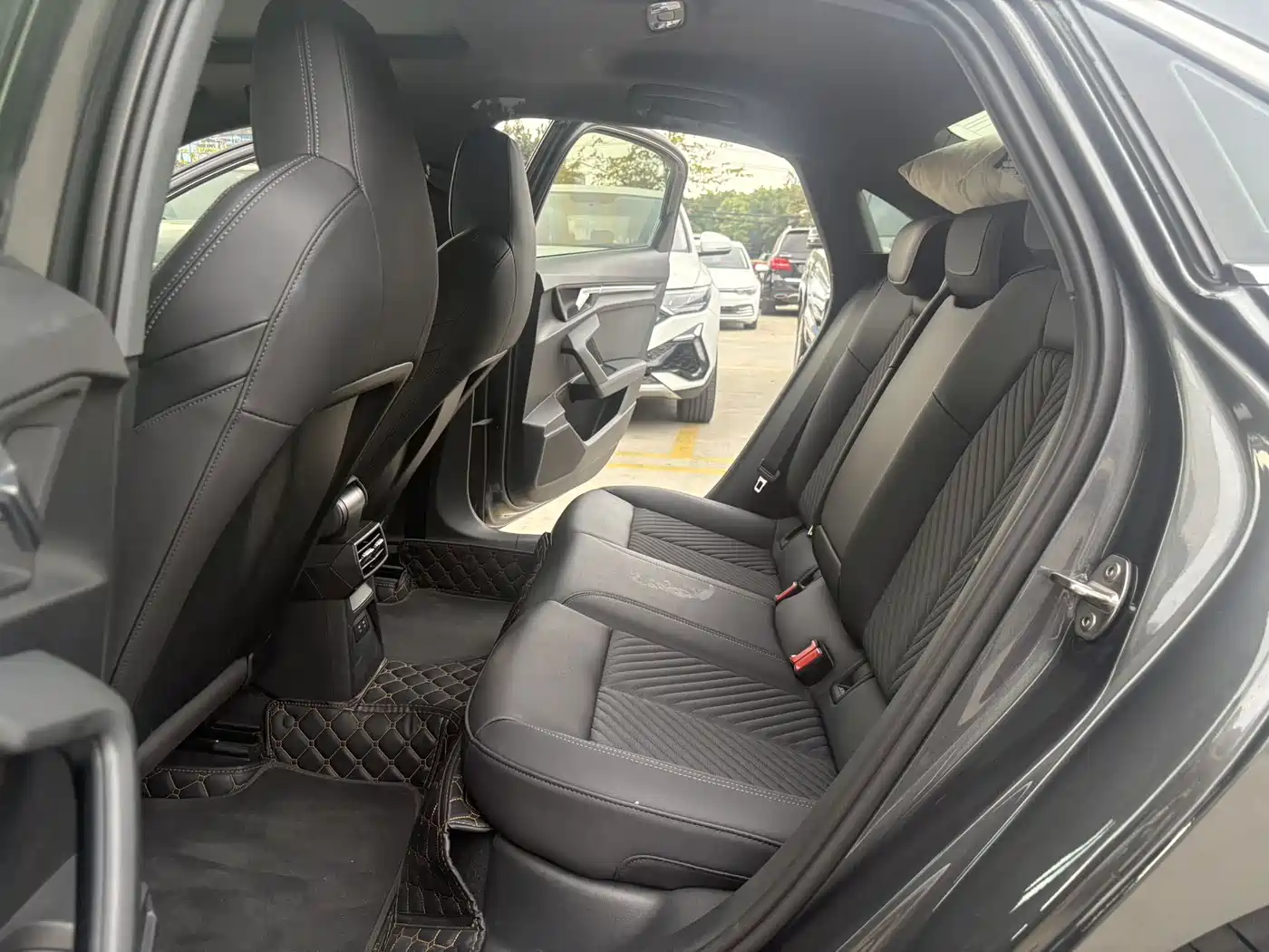 Audi A3 2022 A3L Limousine 35 TFSI Style Elegance фото 11