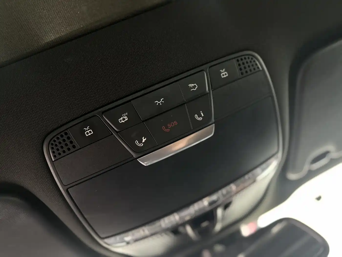 Mercedes-Benz GLC 2018 GLC 260 4MATIC Dynamic фото 16