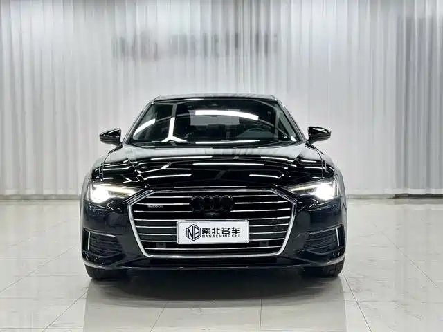 Photo 2 - Audi A6L
