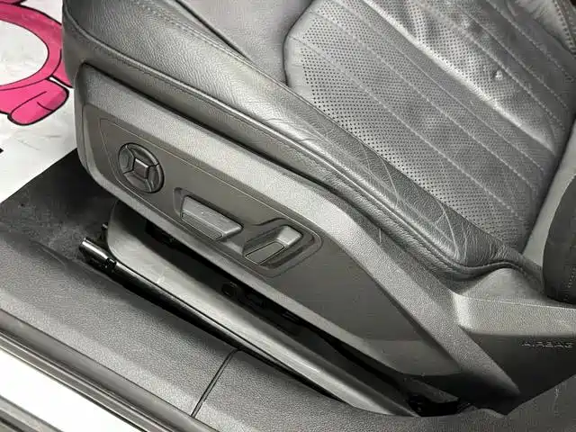 Photo 11 - Audi A6L
