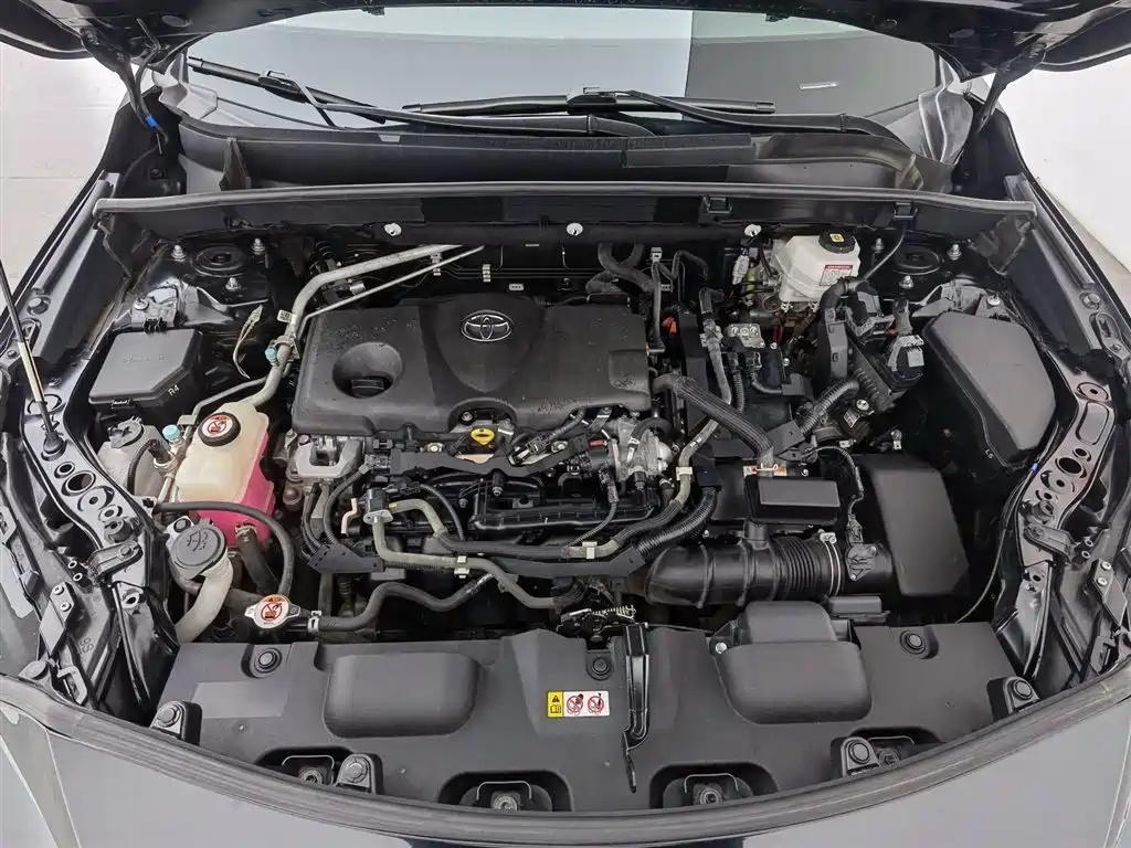Toyota Lingfang HARRIER 2022 Hybrid 2.5L CVT 2WD Luxury Edition фото 6