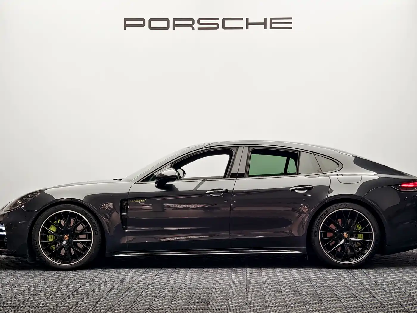 PORSCHE PANAMERA NEW ENERGY