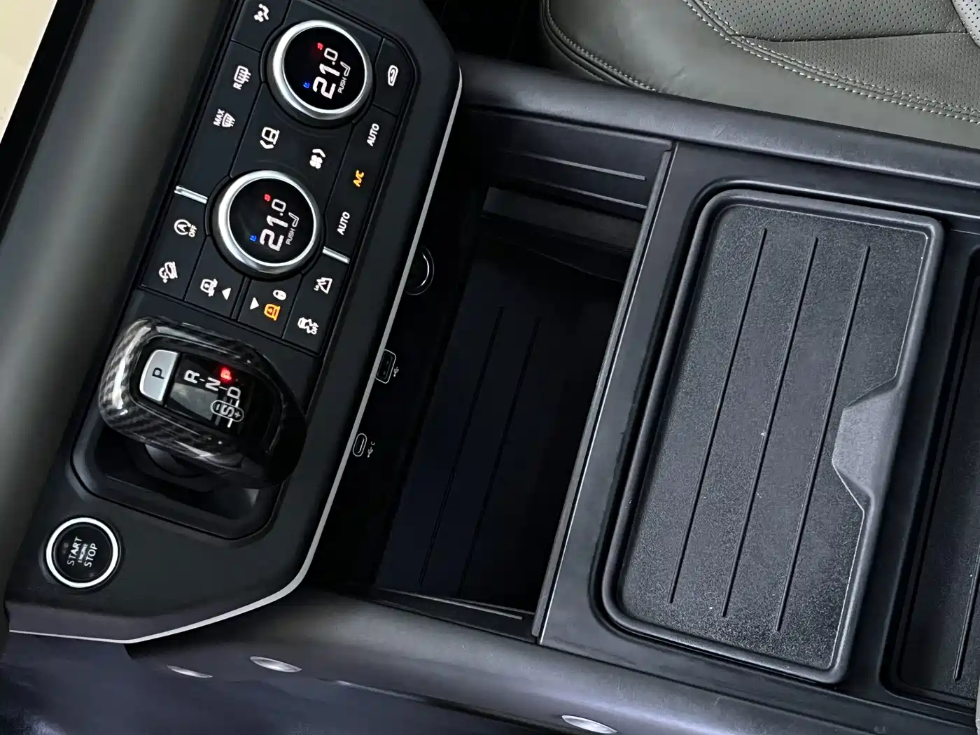 Land Rover Defender 2020 2020 Model 110 P400 HSE