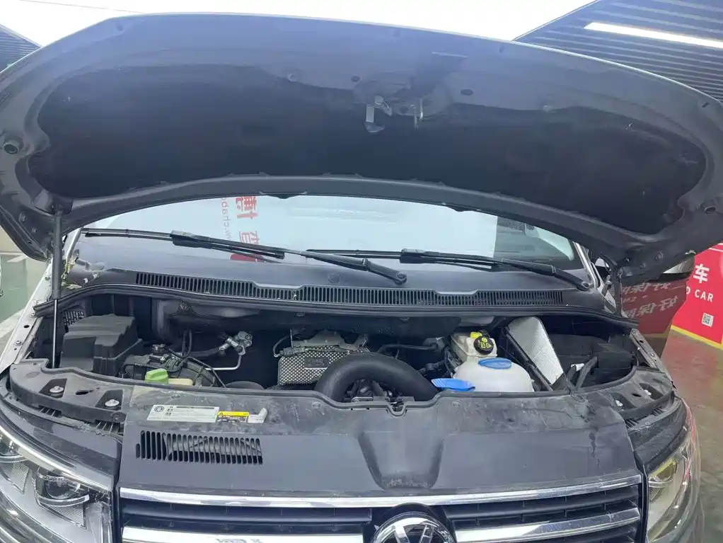 Volkswagen Multivan 2019 2019 2.0TSI 4WD Premium 7-seater