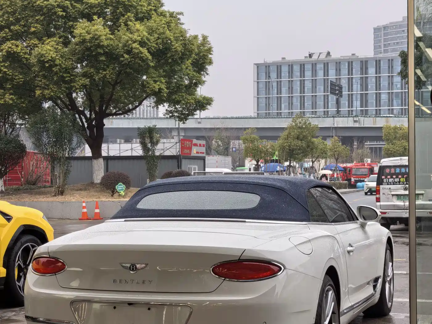 BENTLEY CONTINENTAL