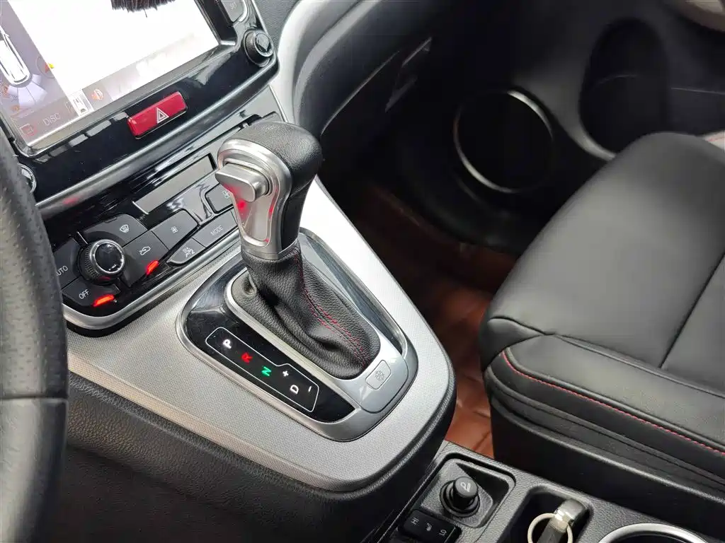 Haval H6 2015 Sport 1.5T Automatic 2WD Luxury фото 28