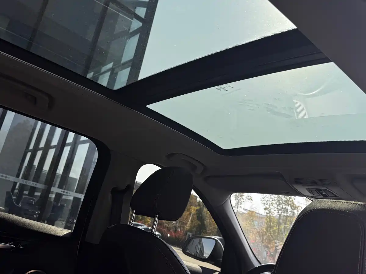 BMW X1 2021 sDrive25Li Leading фото 8
