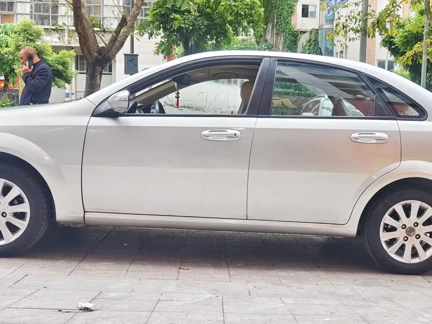 Buick Excelle 2011 1.6LE-MT фото 4
