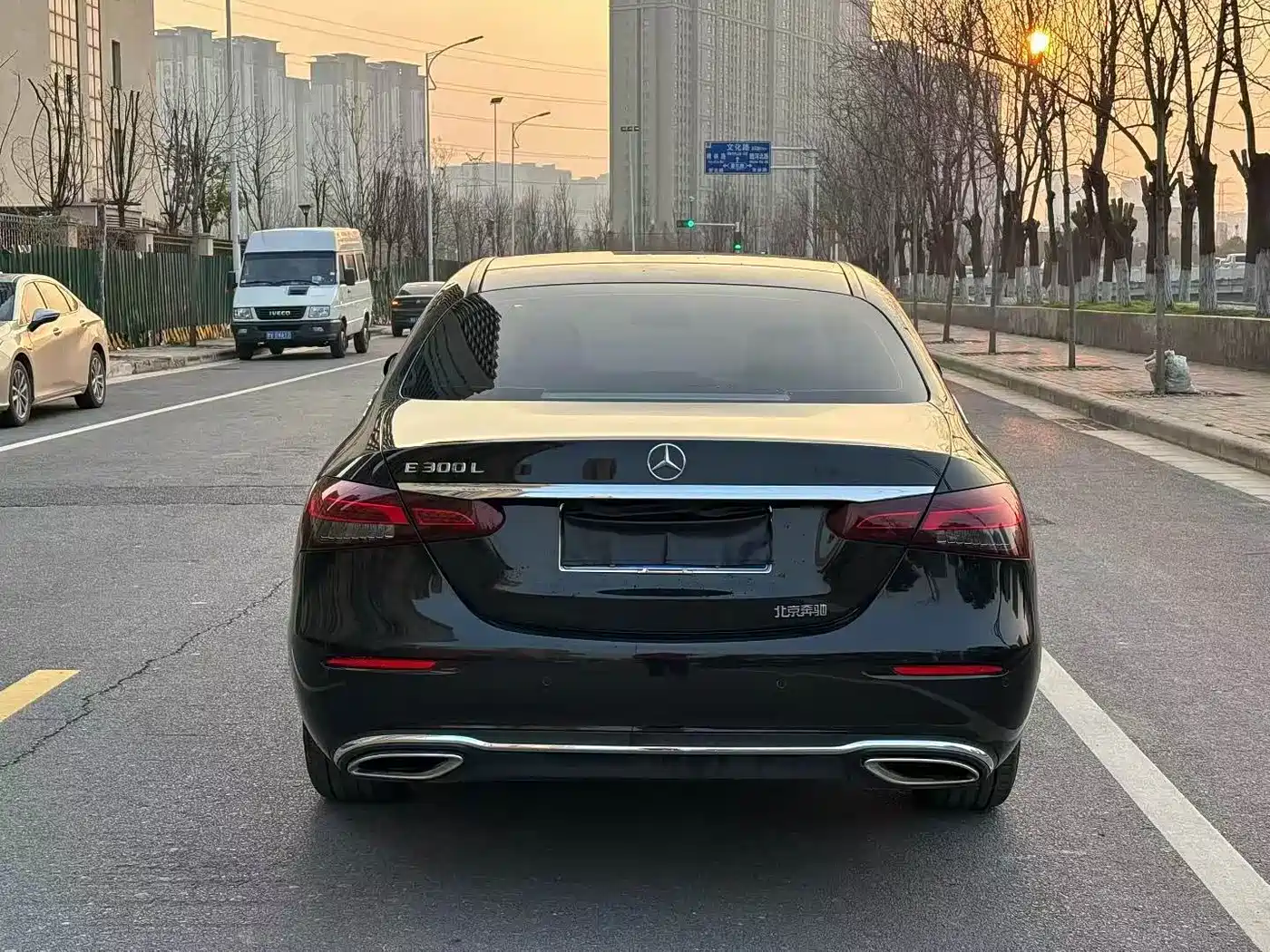 MERCEDES-BENZ E CLASS