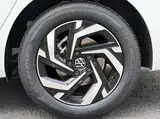 صورة 20 - Volkswagen Lavida