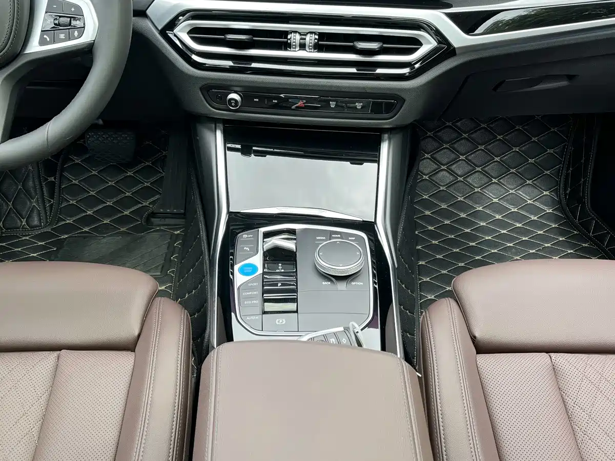 BMW i3 2022 2022 eDrive 35 L