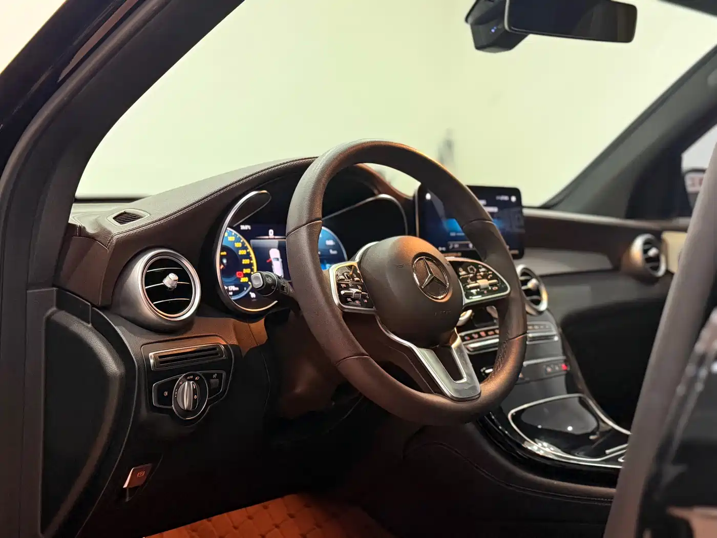 Mercedes-Benz GLC 2022 Facelift III GLC 260 L 4MATIC Dynamic фото 8