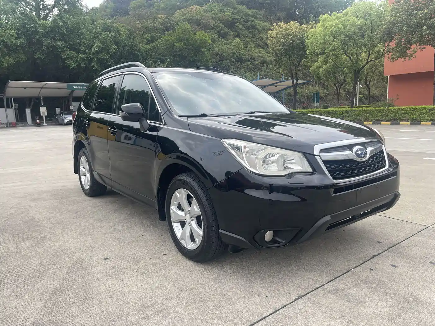 Subaru Forester 2013 2.5i Automatic Luxury Edition фото 3