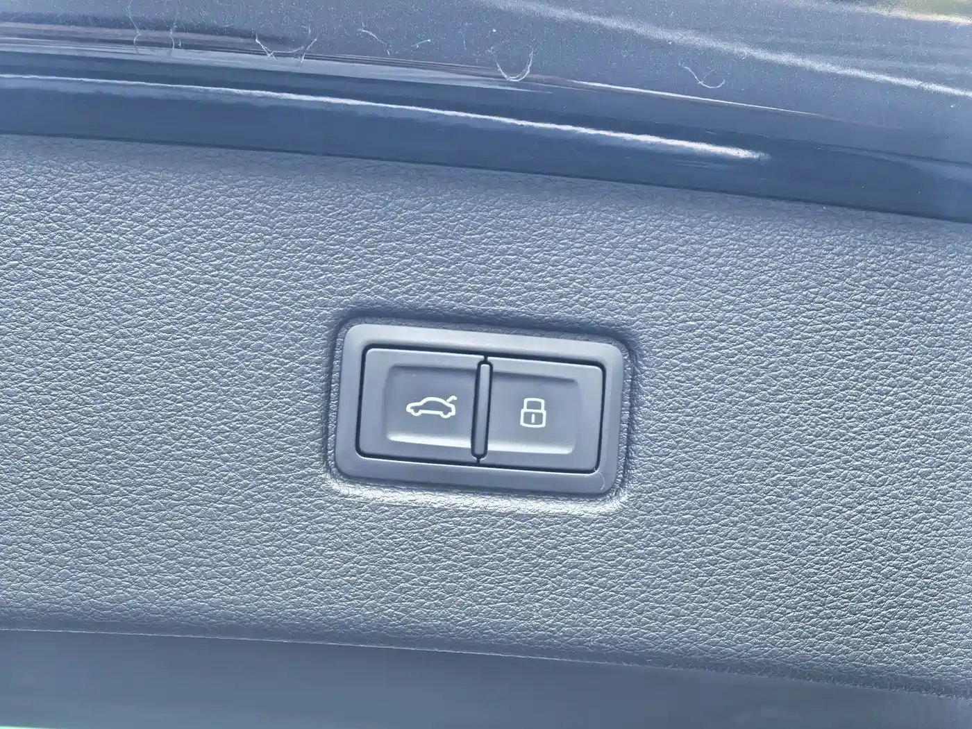 Фото 20 - Audi Q7