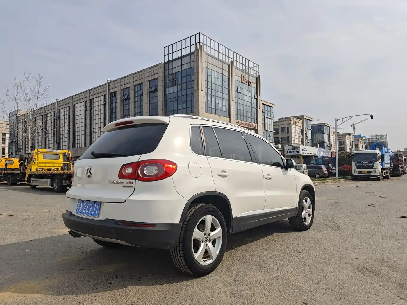 Volkswagen Tiguan 2012 1.8TSI Automatic 4WD Elite Edition фото 17