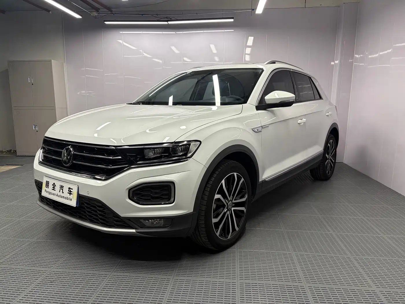 VOLKSWAGEN T ROC EXPLORING SONGS