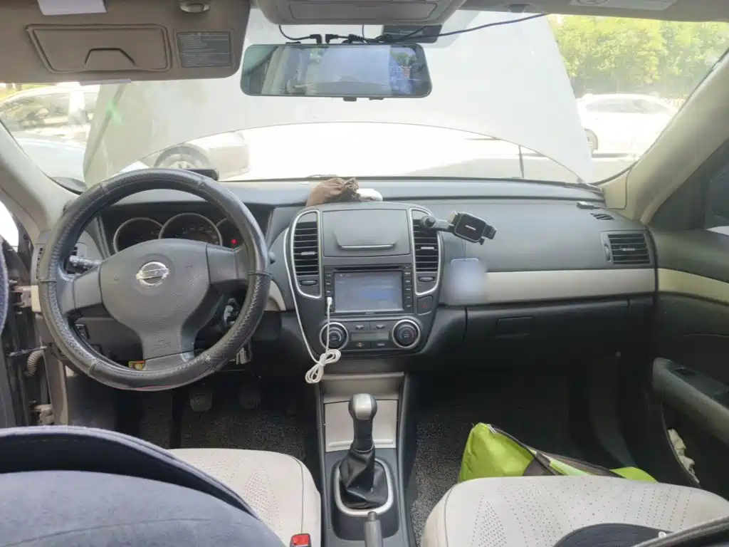 Фото 5 - Nissan Sylphy