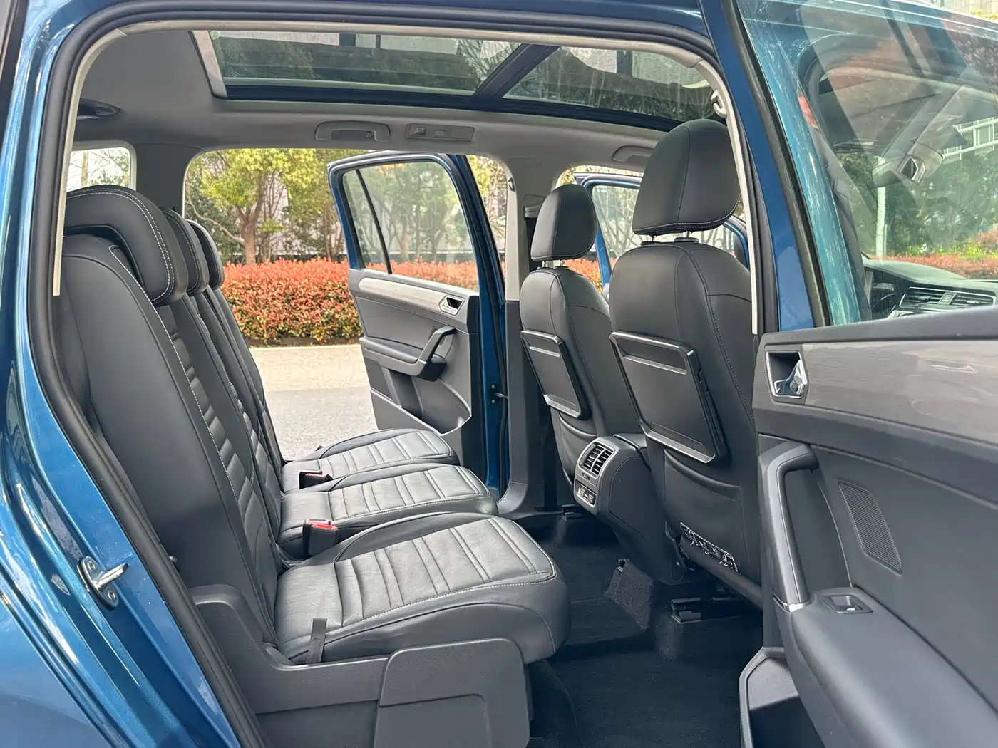 Volkswagen Touran 2016 Touran L 280TSI DSG Elegance фото 11