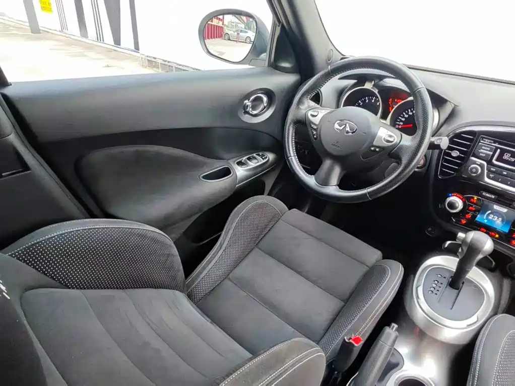 Infiniti ESQ 2019 2014 1.6L Free Edition